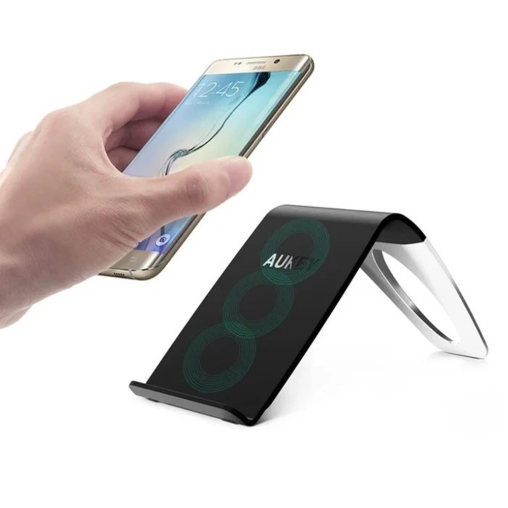 Aukey LC-C1 10W Wireless Fast Charging Stand w/ 3 High Performance Coils NEW